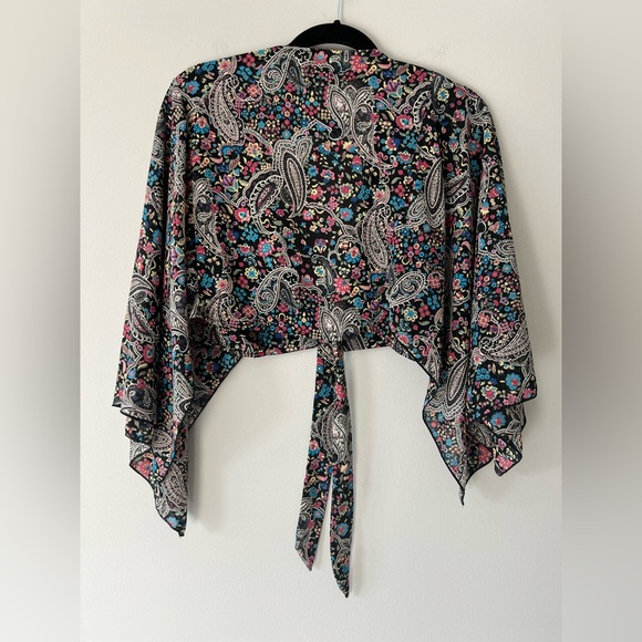 Famosa Sheer Paisley Tie-Front Kimono Top Size M Made in USA - Picture 4 of 6